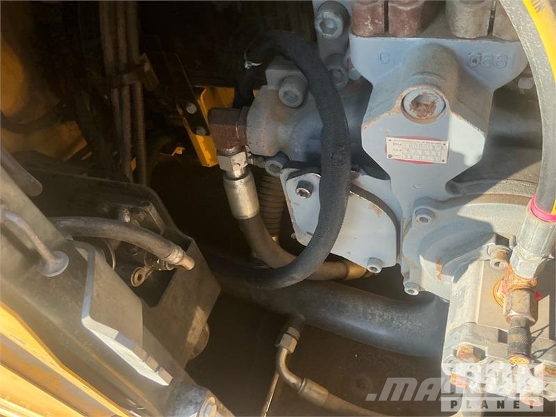 John Deere 470G LC Гусеничные экскаваторы