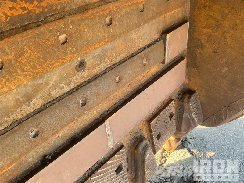 John Deere 470G LC Гусеничные экскаваторы