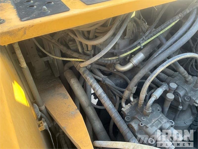 John Deere 470G LC Bandgrävare