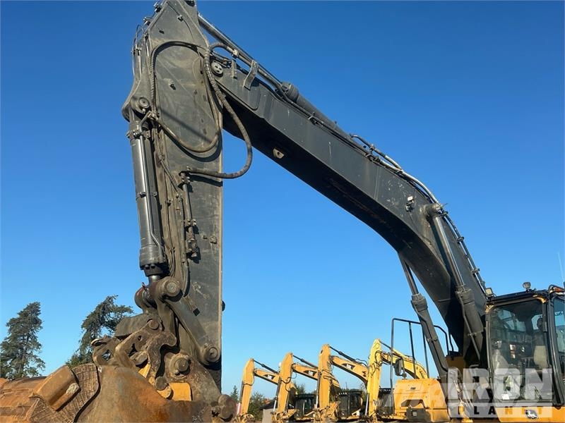John Deere 470G LC Гусеничные экскаваторы