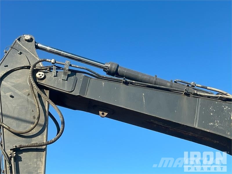 John Deere 470G LC Гусеничные экскаваторы