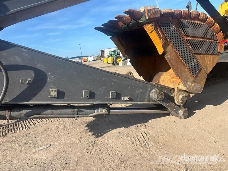 John Deere 470G Tracked Excavator Гусеничні екскаватори