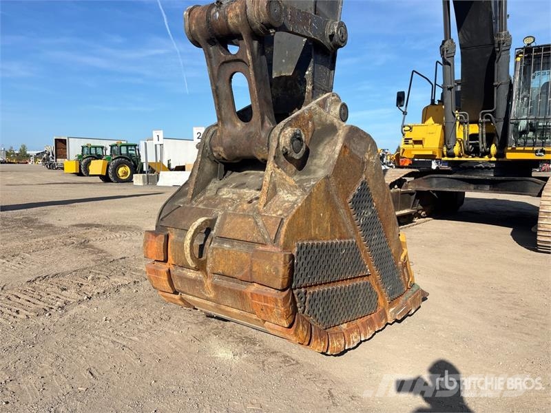 John Deere 470G Tracked Excavator Гусеничні екскаватори