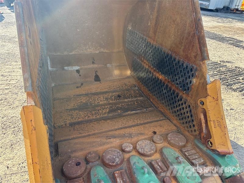 John Deere 470G Tracked Excavator Гусеничні екскаватори
