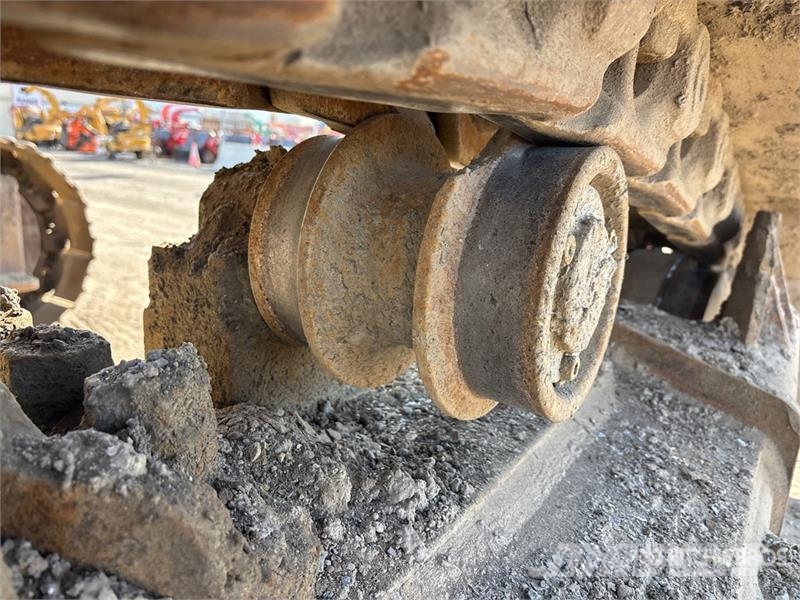 John Deere 470G Tracked Excavator Гусеничні екскаватори