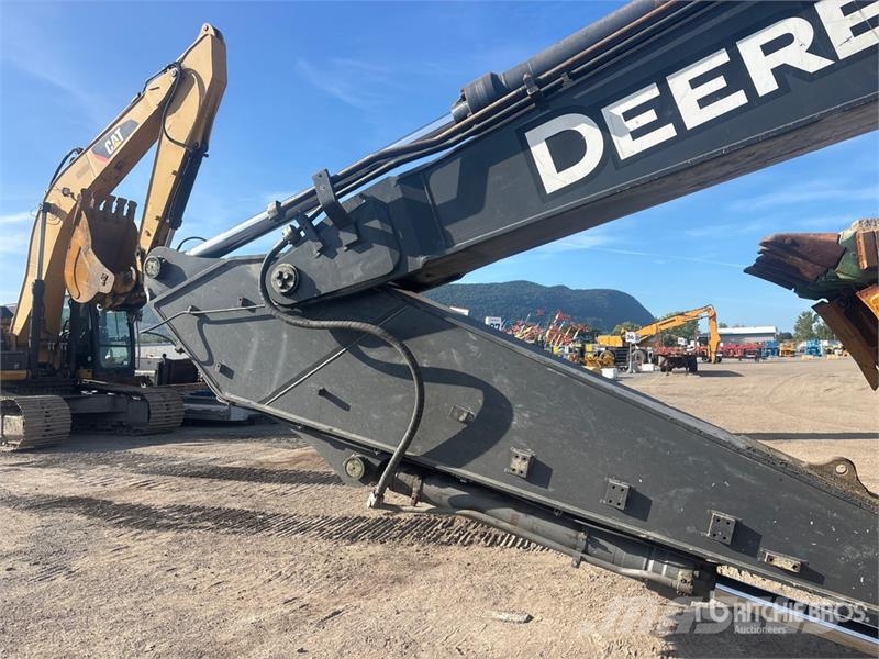 John Deere 470G Tracked Excavator Гусеничні екскаватори