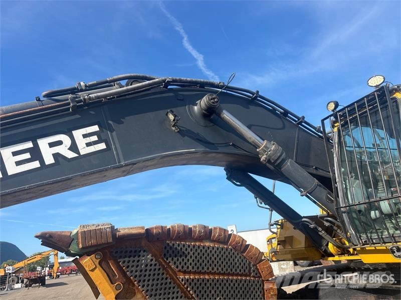 John Deere 470G Tracked Excavator Гусеничні екскаватори