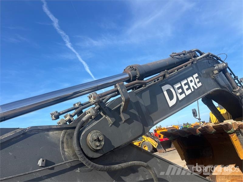 John Deere 470G Tracked Excavator Гусеничні екскаватори