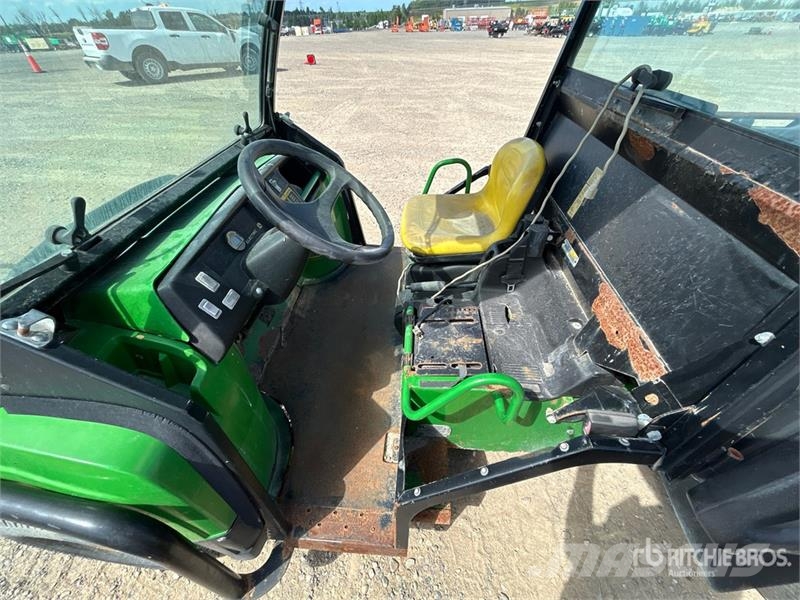 John Deere 4X2 TE Gator 4x2 Electric Utility Vehicle (Inopera Redskapsbärare