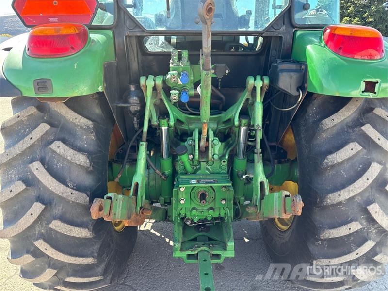 John Deere 5085M Traktorid
