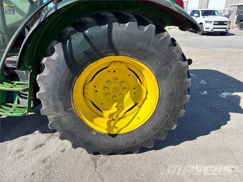 John Deere 5085M Traktorid