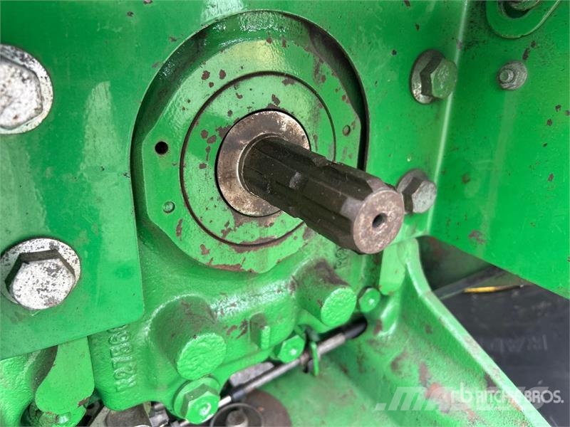 John Deere 5085M Τρακτέρ