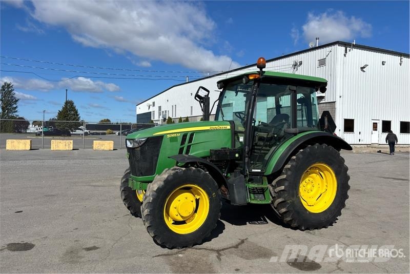 John Deere 5085M Traktorid