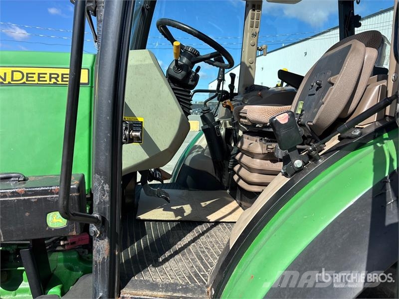 John Deere 5085M Traktorid