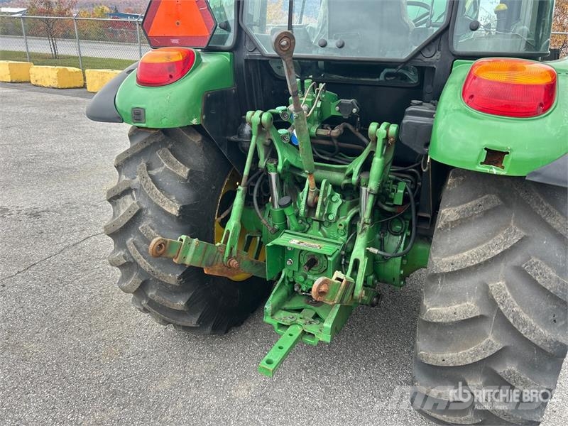 John Deere 5085M Τρακτέρ