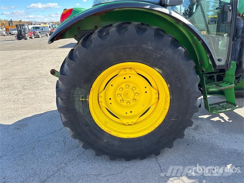 John Deere 5085M Traktorid