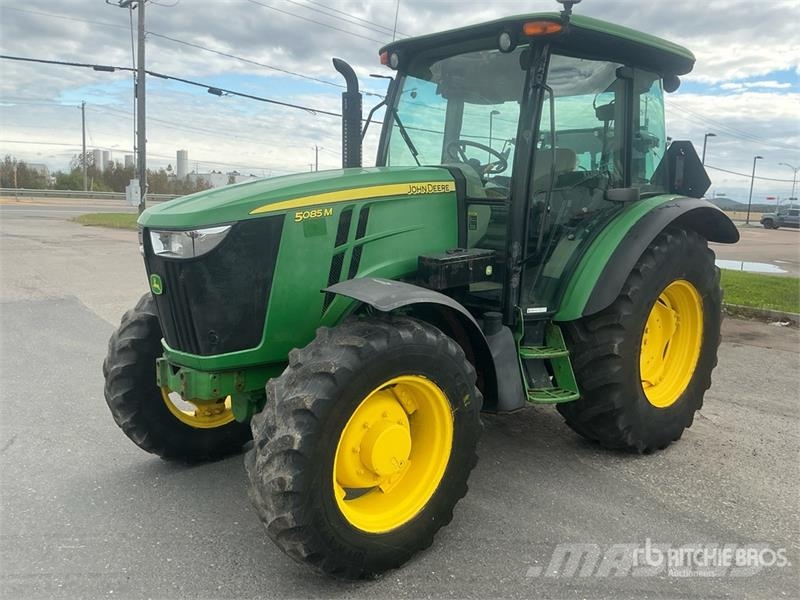 John Deere 5085M Traktorer
