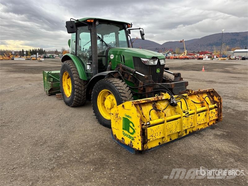 John Deere 5100E Traktoren