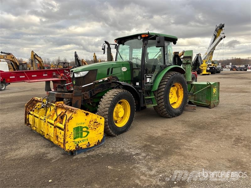 John Deere 5100E Traktoren