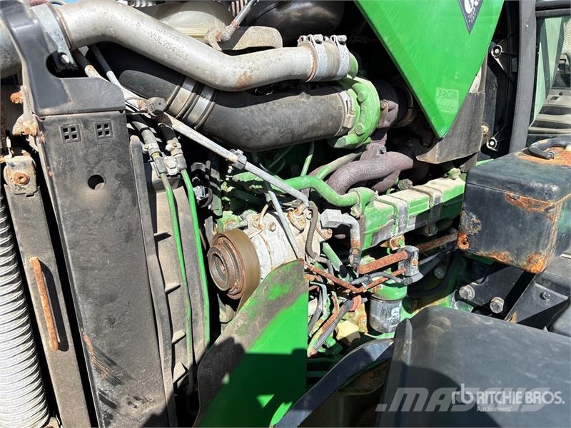 John Deere 5100M 4WD Tractor Traktoriai