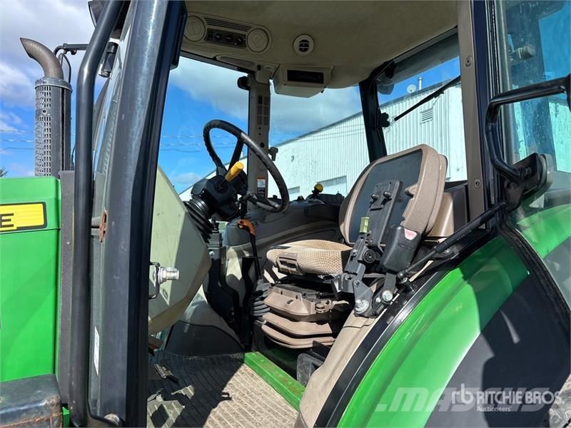 John Deere 5100M 4WD Tractor Traktoriai