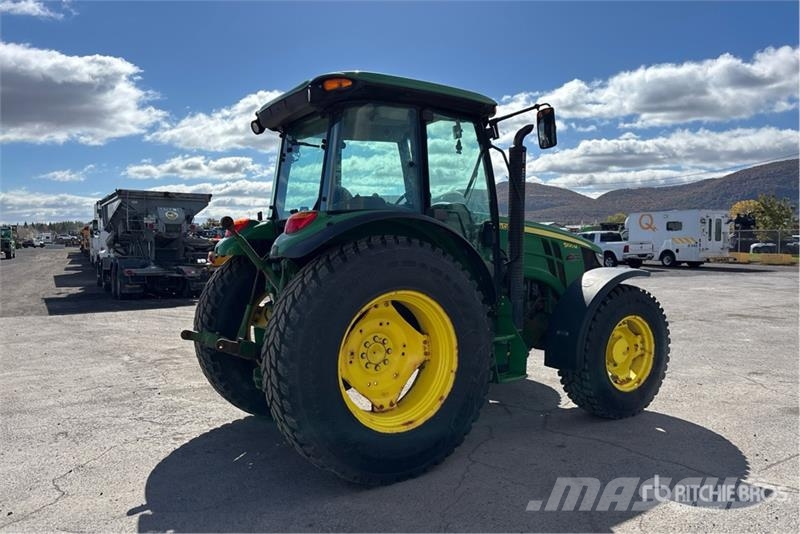 John Deere 5100M 4WD Tractor Traktoriai