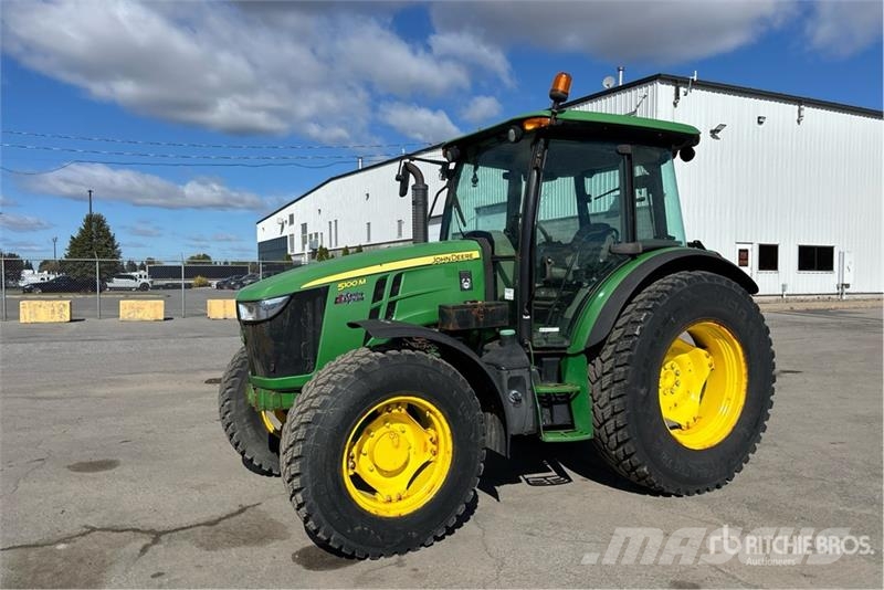 John Deere 5100M 4WD Tractor Traktoriai