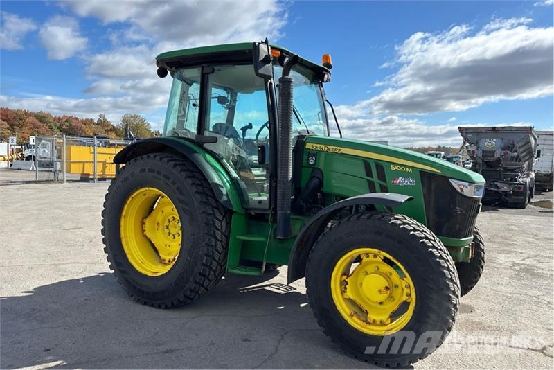 John Deere 5100M 4WD Tractor Traktoriai