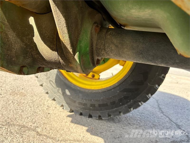 John Deere 5100M 4WD Tractor Traktoriai