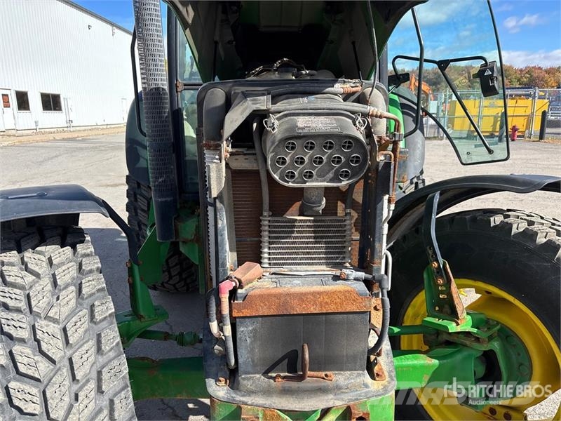 John Deere 5100M 4WD Tractor Traktoriai