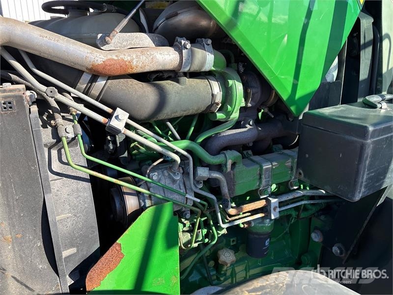 John Deere 5100R 4WD Tractor Traktoriai