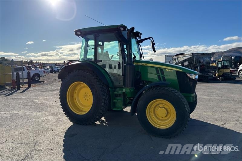 John Deere 5100R 4WD Tractor Traktoriai