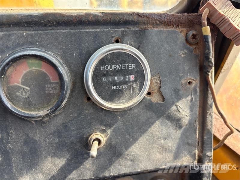 John Deere 544D Iekrāvēji uz riteņiem