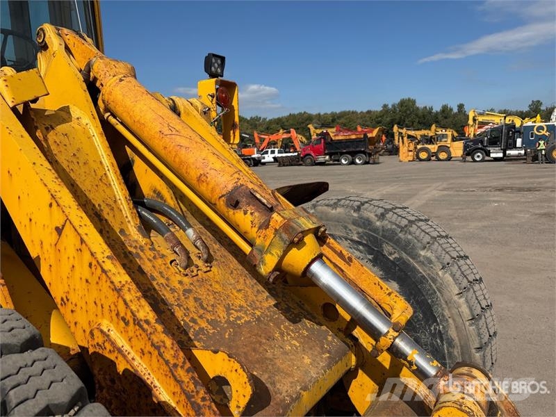 John Deere 544D Iekrāvēji uz riteņiem