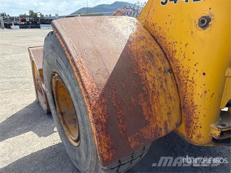 John Deere 544D Iekrāvēji uz riteņiem
