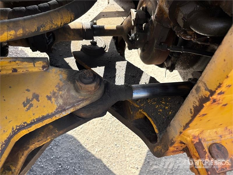 John Deere 544D Iekrāvēji uz riteņiem