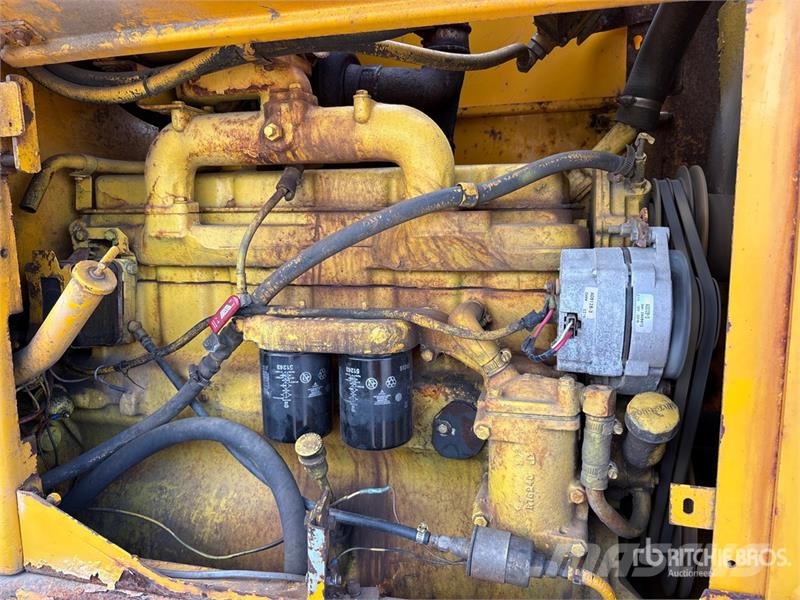 John Deere 544D Iekrāvēji uz riteņiem