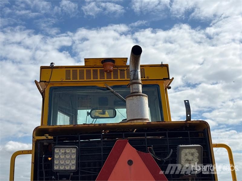 John Deere 544D Iekrāvēji uz riteņiem