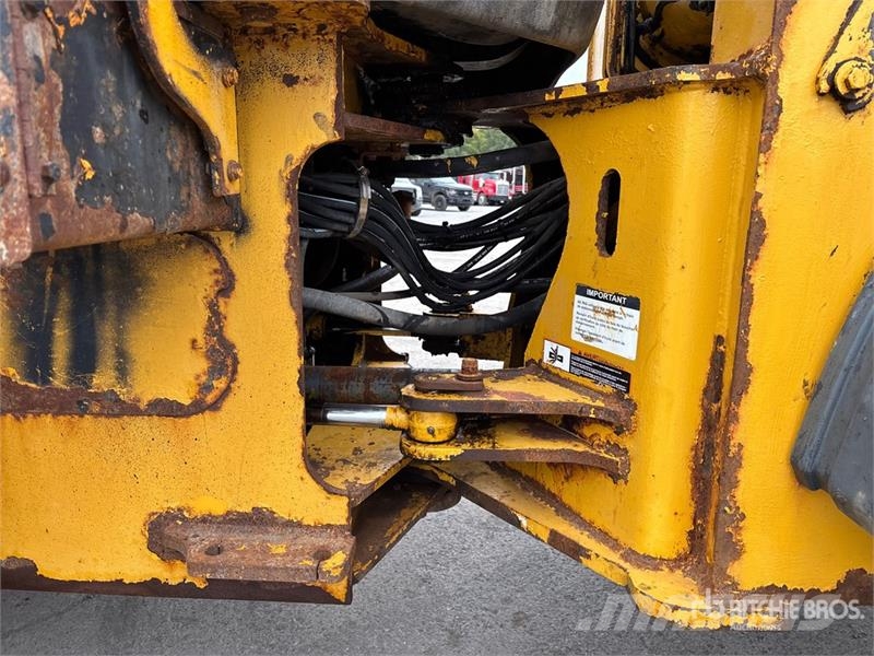 John Deere 544J Wheel Loader Фронтальні навантажувачі