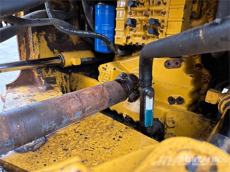 John Deere 544J Wheel Loader Фронтальні навантажувачі