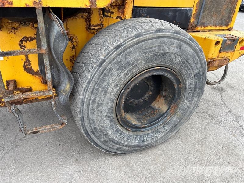 John Deere 544J Wheel Loader Фронтальні навантажувачі