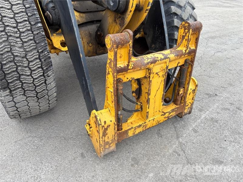 John Deere 544J Wheel Loader Фронтальні навантажувачі