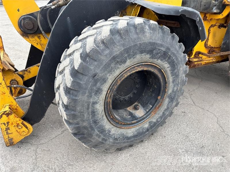John Deere 544J Wheel Loader Фронтальні навантажувачі