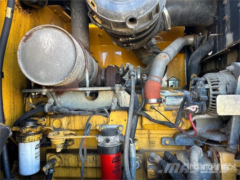John Deere 544K Wheel Loader Gumikerekes homlokrakodók