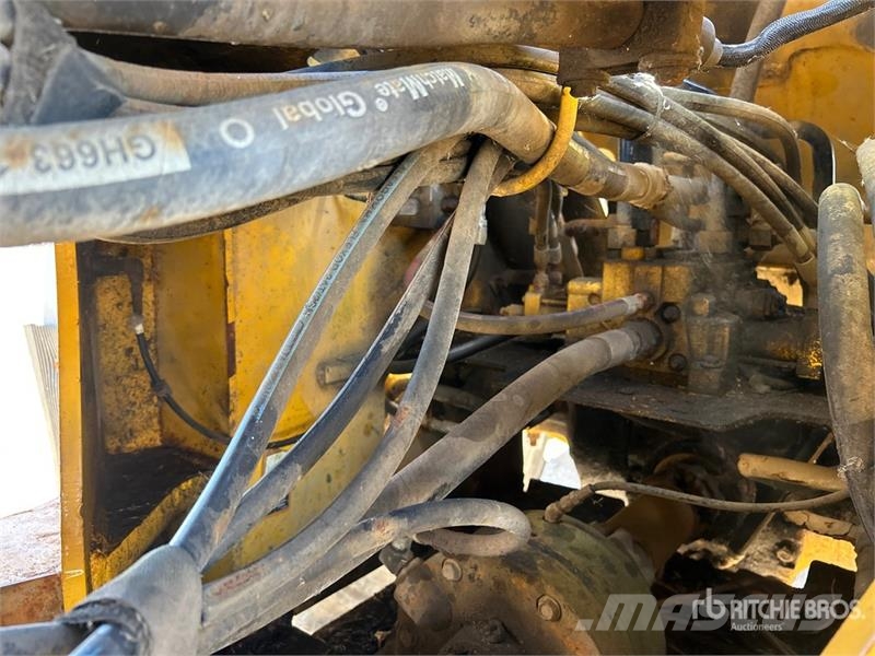 John Deere 544K Wheel Loader Gumikerekes homlokrakodók