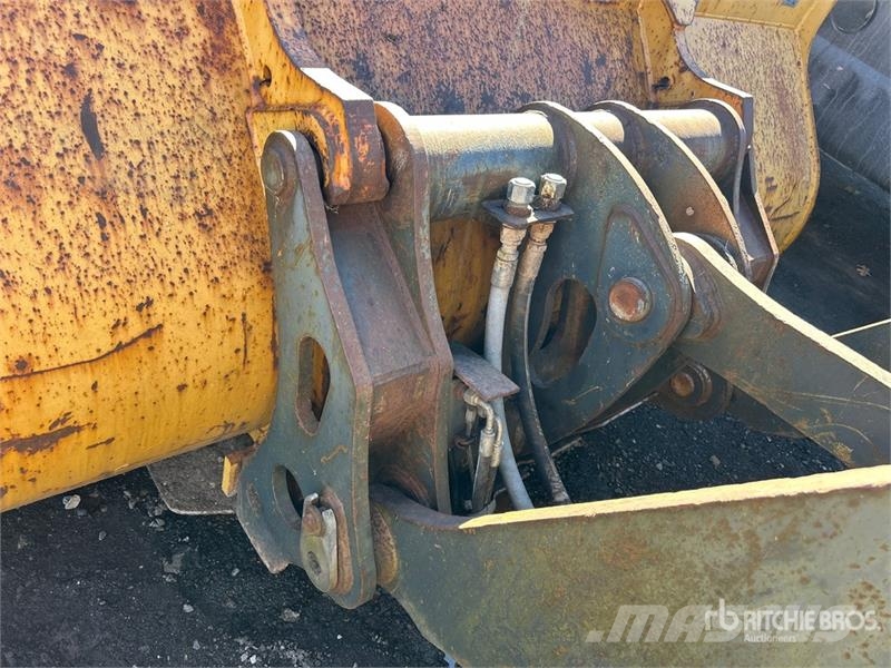 John Deere 544K Wheel Loader Gumikerekes homlokrakodók