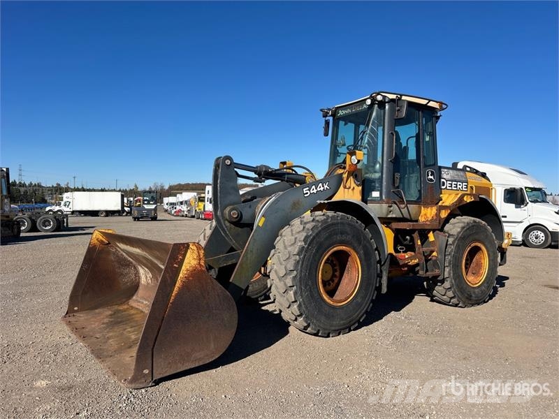 John Deere 544K Wheel Loader Gumikerekes homlokrakodók