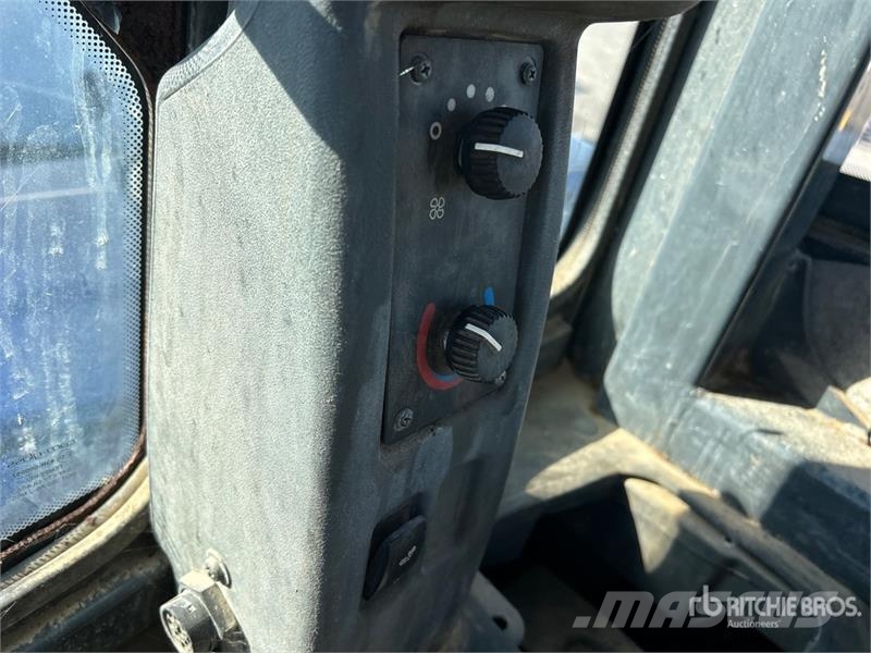 John Deere 544K Wheel Loader Gumikerekes homlokrakodók
