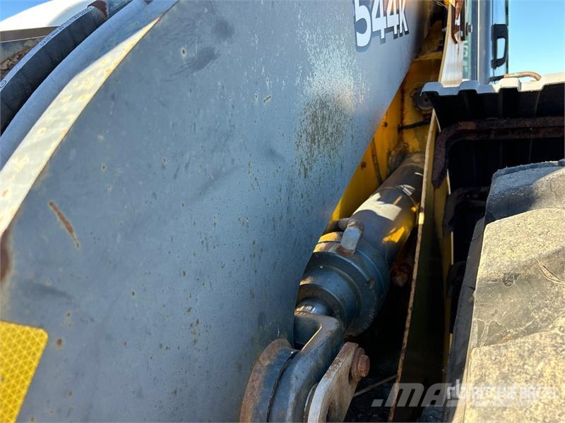 John Deere 544K Wheel Loader Gumikerekes homlokrakodók