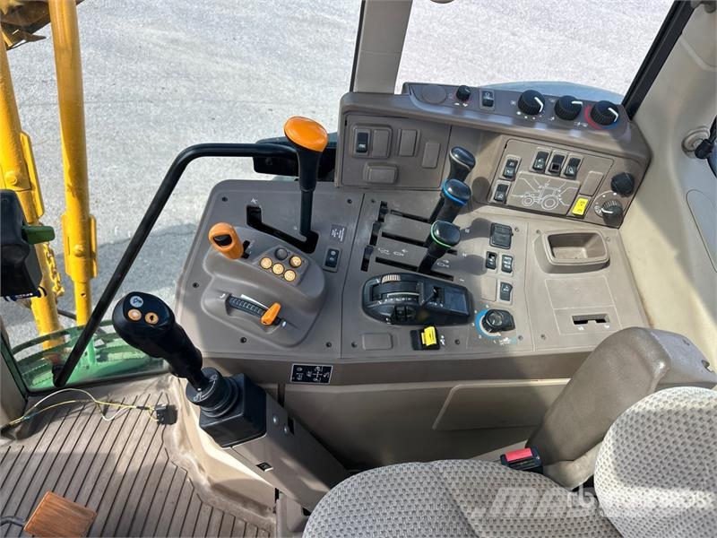 John Deere 6155M Tractoren